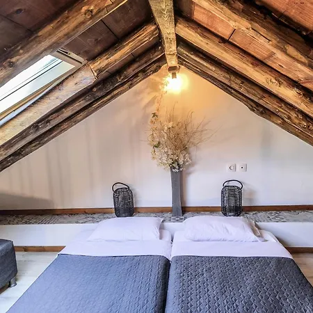 The Stone House In بيت للعطل