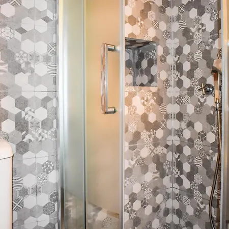 The Stone House In Feriehus Skiathos by