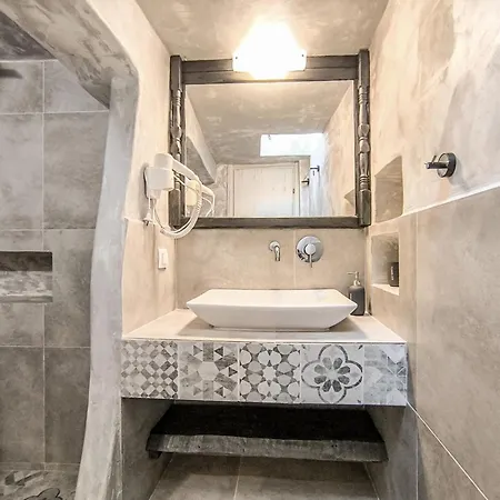 The Stone House In Feriehus