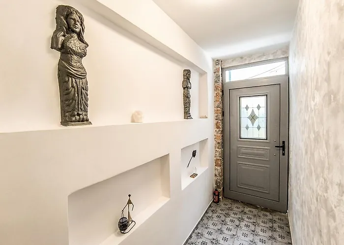 The Stone House In Skiathos Chora